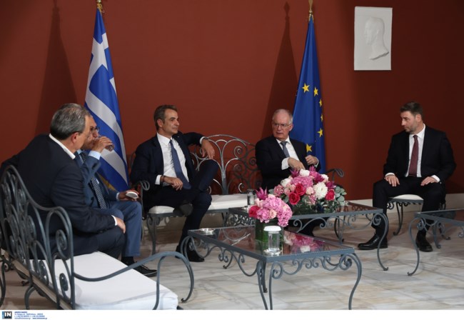 Η αμηχανία στο Προεδρικό, οι αιχμές για Σκέρτσο και στο βάθος οι δικογραφίες ΟΠΕΚΕΠΕ - Τεμπών