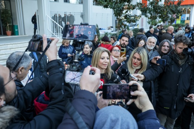 Καρυστιανού: Κυβέρνηση και αντιπολίτευση είναι μια γροθιά απέναντι σε έναν γονέα κι ένα κίνημα πολιτών