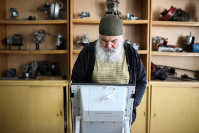 Εκλογές στη Βουλγαρία: Μπροστά σε νέο πολιτικό αδιέξοδο η χώρα - Άνοδος για τους φιλορώσους εθνικιστές
