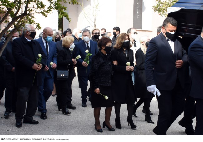Έφη Πίκουλα