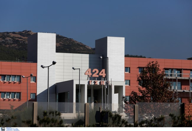 Καρατομήθηκαν όλοι οι διοικητές των στρατιωτικών νοσοκομείων μετά τα αδιανόητα ιατρικά λάθη στο "424"