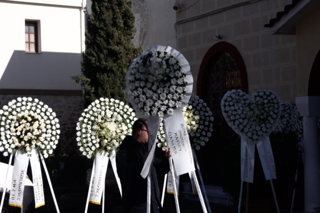 κηδεια βιολαντα ελενη κατσαρου