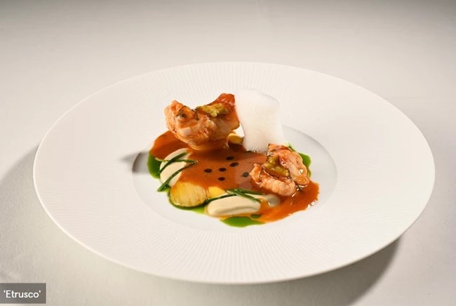 Οι Χρυσοί Σκούφοι 2023 από το Αθηνόραμα: Τα καλύτερα εστιατόρια της Ελλάδας και τα 30 χρόνια του θεσμού