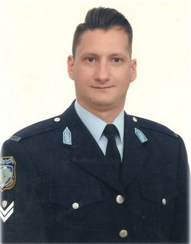 Θλίψη στα Τρίκαλα - Έφυγε ξαφνικά από τη ζωή 38χρονος αστυνομικός [εικόνα]