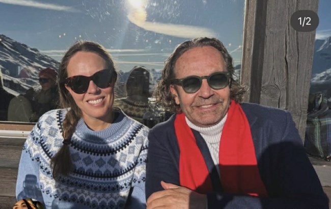 Η Νίνα Φλορ με τον δισεκατομμυριούχο πατέρα της σε χειμερινό θέρετρο