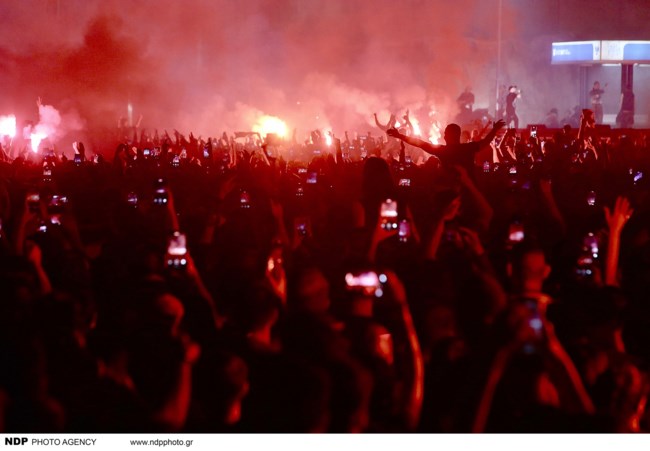 Το φαινόμενο ΛΕΞ στο ΟΑΚΑ: 100.000 κόσμος σε δύο μέρες - Τα μηνύματα για την Παλαιστίνη και το συμβολικό ρούχο της Χαρούλας Αλεξίου