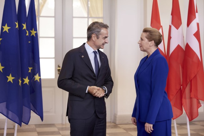 Μητσοτάκης από τη Δανία: Η Ευρώπη να κινητοποιήσει πόρους για τα έργα κοινής άμυνας - Να βλέπει την ασφάλεια συνολικά
