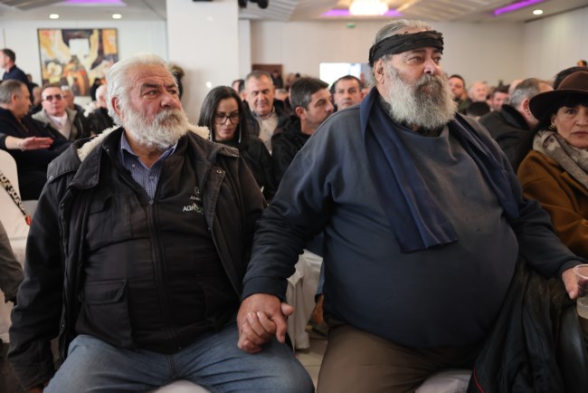 ΑΓΡΟΤΕΣ ΣΕΡΡΕΣ