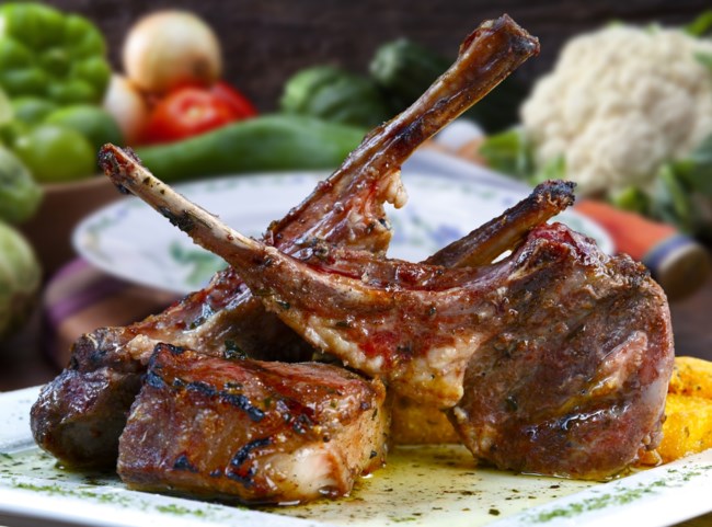 Τσικνοπέμπτη: Tips για τέλεια παϊδάκια στον φούρνο ή στο τηγάνι - Λαχταριστά, σαν στα κάρβουνα