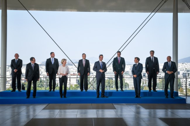 Η Γαλλία δίπλα στην Ελλάδα: Οι χώρες της νότιας Ευρώπης θα καταδικάσουν τις τουρκικές απειλές, λέει το Élysée