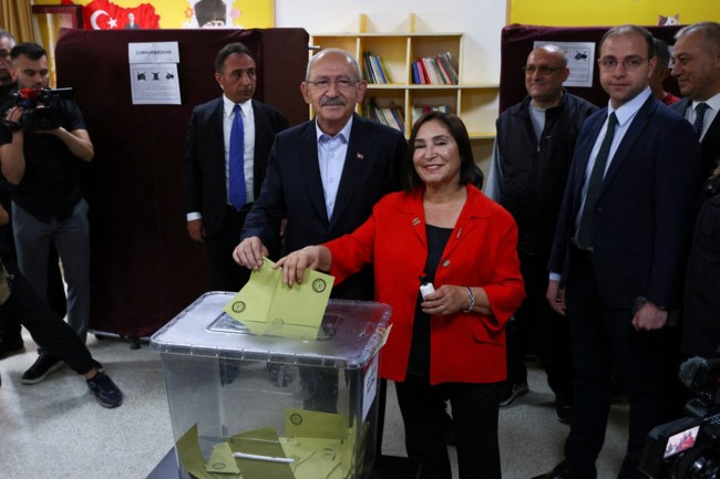 Οι δηλώσεις των μονομάχων - «Γρήγορη ψηφοφορία» είδε ο Ερντογάν, «Προσπάθειες για εξαπάτηση» ο Κιλιτσντάρογλου