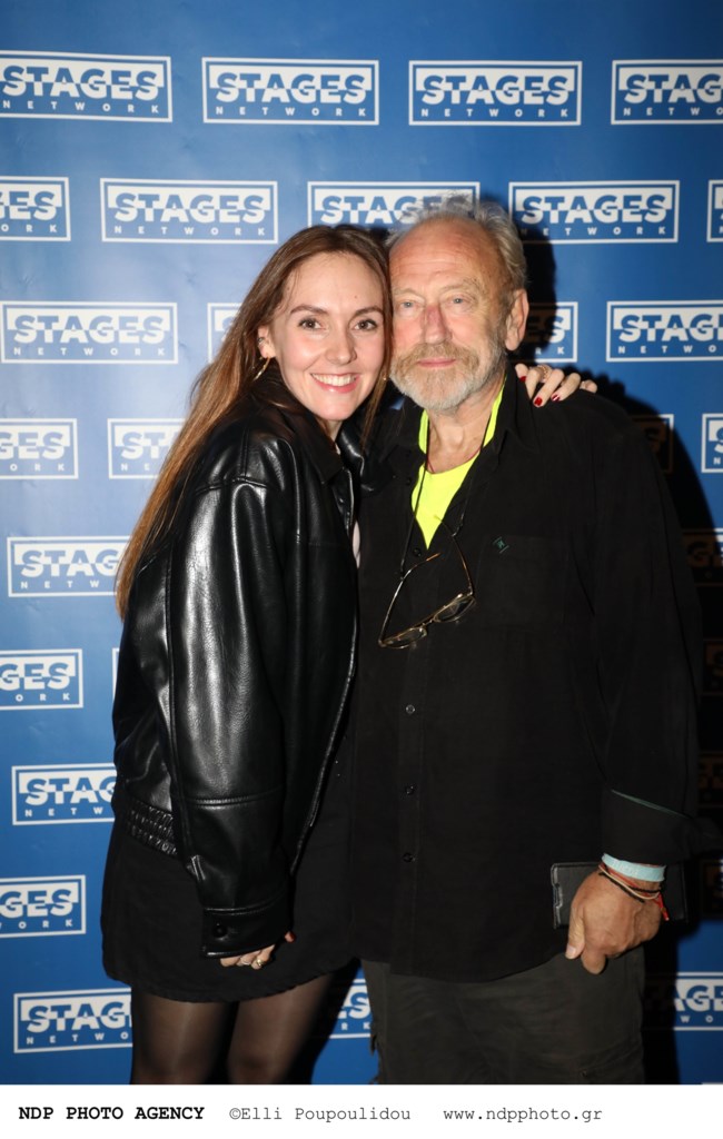 ΠΡΕΜΙΕΡΑ ΣΤΗΝ ΕΞΟΧΗ