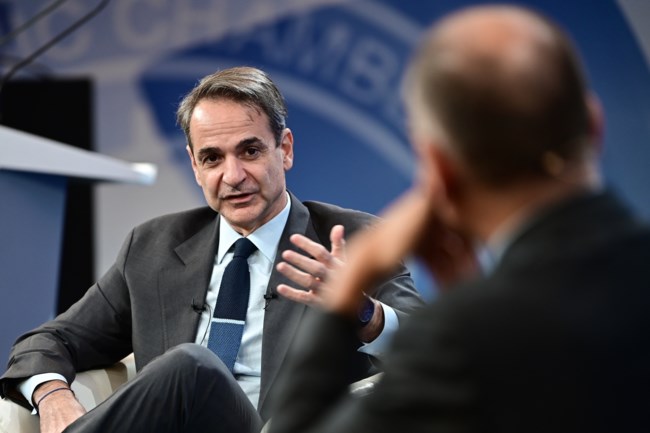 Ο Μητσοτάκης απαρνείται τη woke ατζέντα και ονειρεύεται ξανά αυτοδυναμία - "Υπάρχουν μόνο δύο φύλα"
