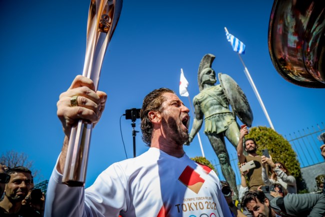 μπατλερ ολυμπιακη φλογα