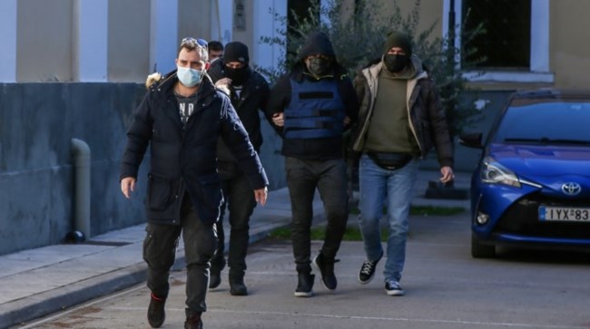 Νταής Όλγα ξυλοδαρμός Μποξέρ