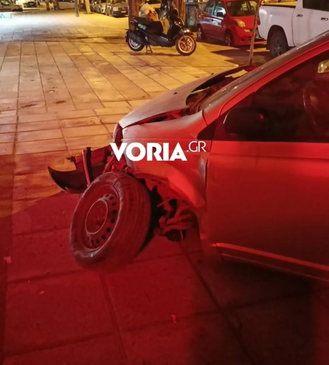 ΑΥΤΟΚΙΝΗΤΟ ΤΡΑΚΑΡΙΣΜΑ