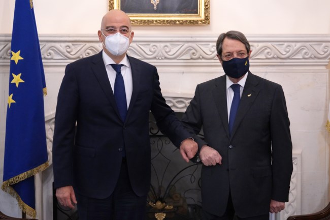 Δένδιας Χριστοδουλίδης
