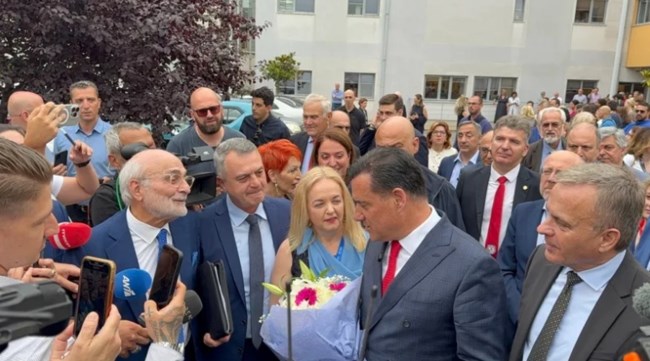 "Είναι ένα ολοσχερώς καινούργιο νοσοκομείο": Ο Γεωργιάδης εγκαινίασε την Α' Οφθαλμολογική στο ΑΧΕΠΑ της Θεσσαλονίκης