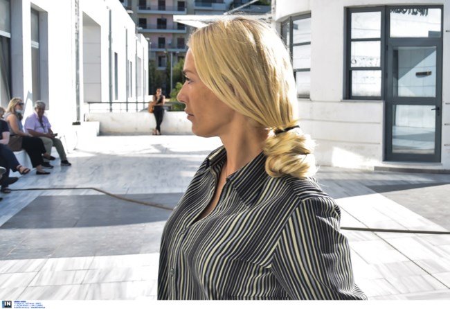 ΒΙΚΤΩΡΙΑ ΚΑΡΥΔΑ ΔΙΚΗ ΓΙΑ ΔΟΛΟΦΟΝΙΑ ΜΑΚΡΗ