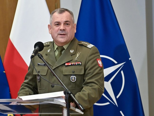 Η Ευρώπη ακούει τύμπανα πολέμου στα ανατολικά της - "Βρισκόμαστε σε προπολεμική κατάσταση"