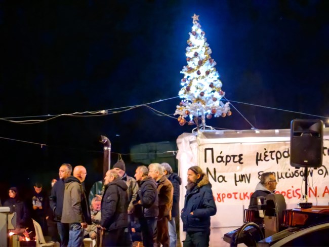 Ανυποχώρητοι στα μπλόκα οι αγρότες: Κλιμακώνουν τις κινητοποιήσεις, στέλνουν λίστα με αιτήματα στον Μητσοτάκη