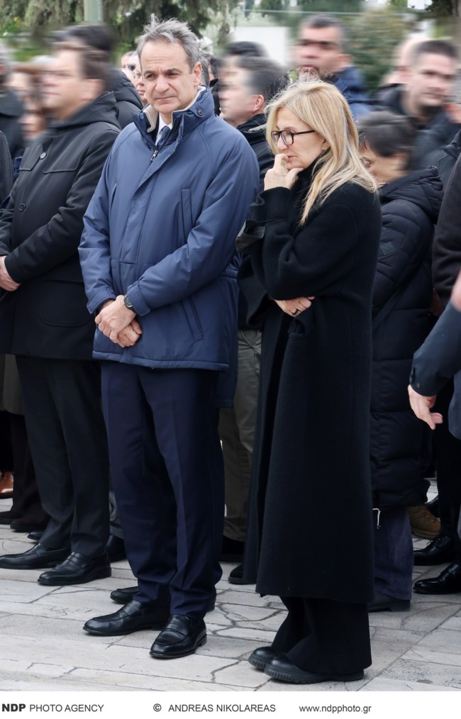 ΜΗΤΣΟΤΑΚΗΣ ΜΑΡΕΒΑ ΚΗΔΕΙΑ ΝΙΚΟΣ ΣΤΑΣΙΝΟΠΟΥΛΟΣ