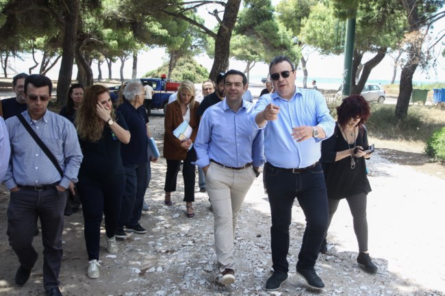 Στο Πάρκο Σχινιά ο Αλέξης Τσίπρας: "Περιβαλλοντοκτόνο το νομοσχέδιο της κυβέρνησης" [Εικόνες]
