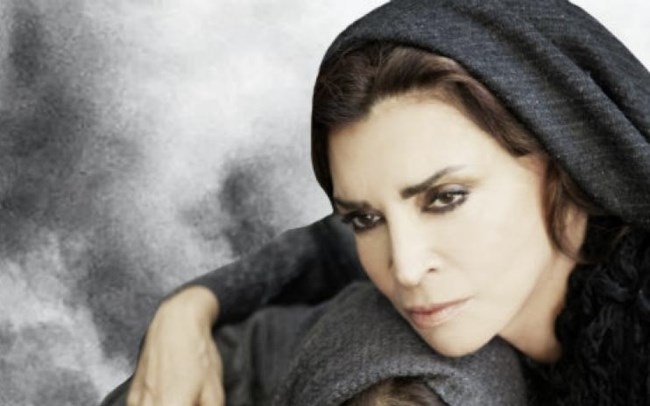 Η νέα κινηματογραφική υπερπαραγωγή της Μιμής Ντενίση μετά τη "Σμύρνη Αγαπημένη": Θα κάνει ταινία τη ζωή της "Κυράς των Αθηνών"