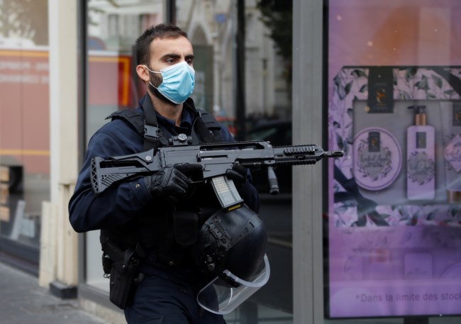 ΕΠΙΘΕΣΗ ΣΤΗ ΓΑΛΛΙΑ