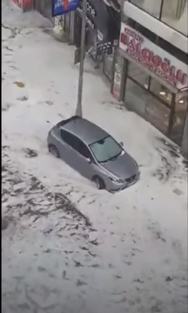 χαλάζι Κωνσταντινούπολη