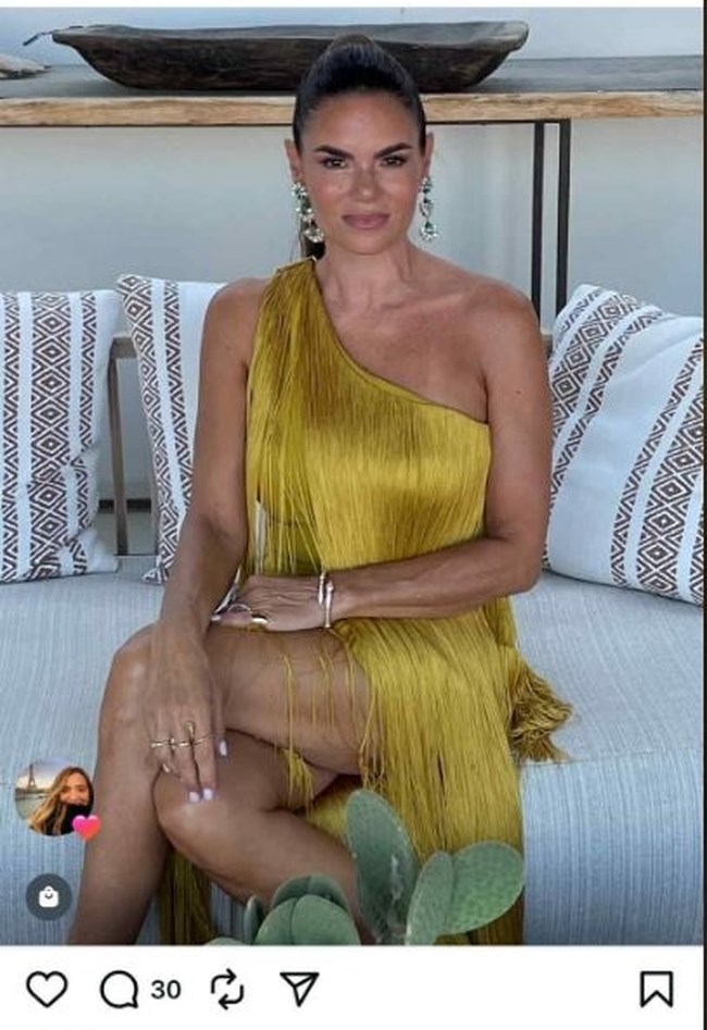 Μιράντα Πατέρα: Με χρυσή δημιουργία με κρόσσια στη βάπτιση του εγγονού της - Τα custom made σκουλαρίκια της