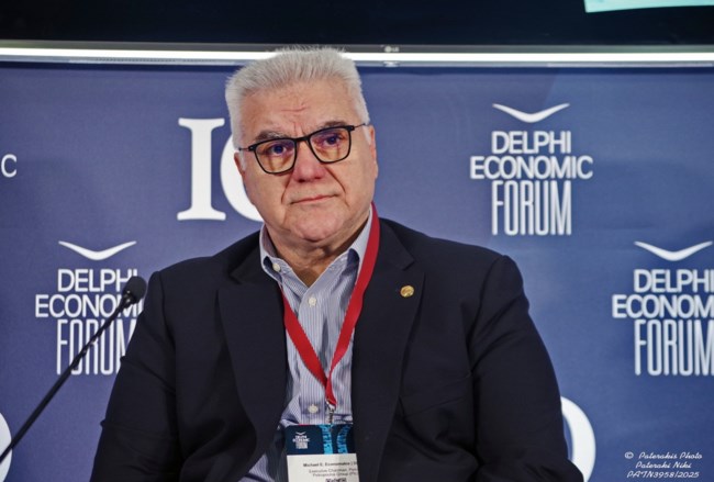 Μιχάλης Οικονομάκης