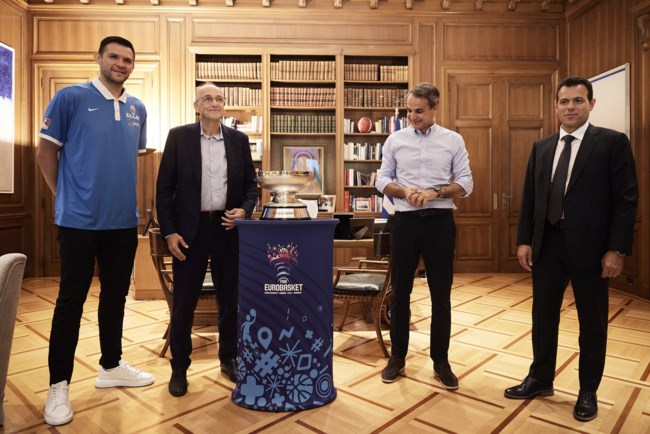 Μητσοτάκης: Συνάντηση με Λιόλιο, Ιτούδη και Παπανικολάου - Για το Eurobasket 2022