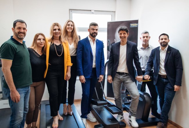 Σάκης Ρουβάς: H Technogym συνεργάζεται με τον κορυφαίο Έλληνα σταρ για καλό σκοπό