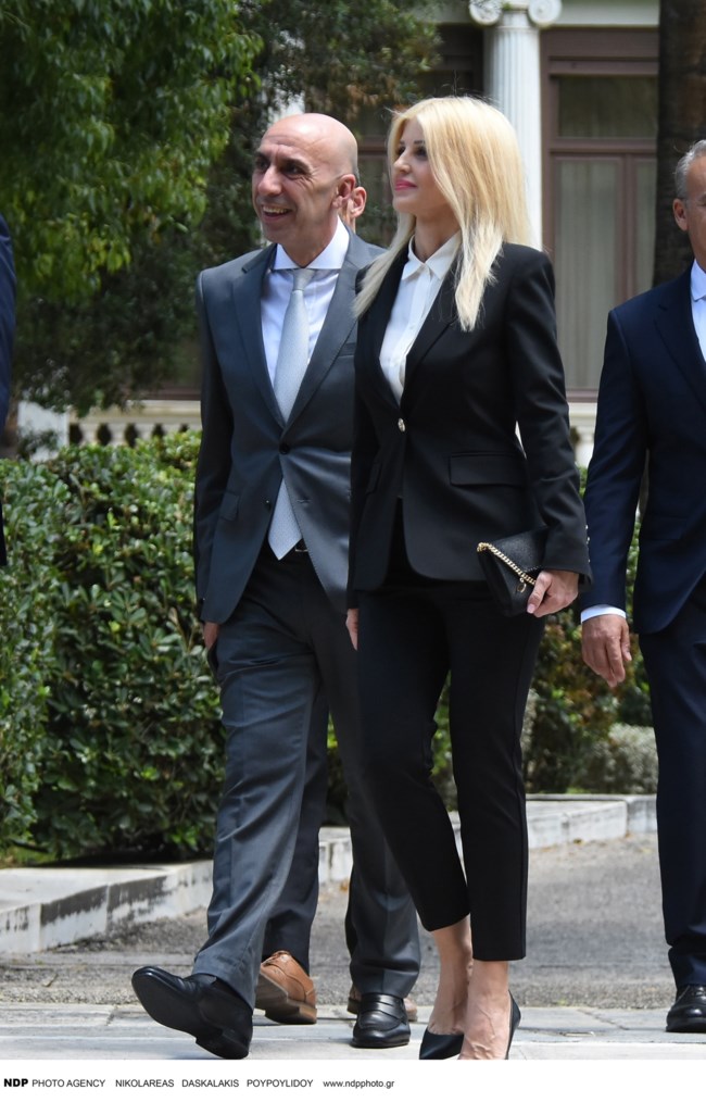 ΓΙΑΝΝΗΣ ΜΠΡΑΤΑΚΟΣ ΕΛΕΝΑ ΡΑΠΤΗ