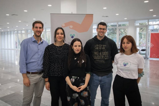 Σπατάλη φαρμάκων: Μια παρέα νέων δίνει δεύτερη ευκαιρία στα περισσευούμενα