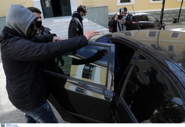 Αυτός είναι ο δράστης του ριφιφί στις θυρίδες της Τράπεζας του Ψυχικού- Βασίλης Γκουρούσης, σύζυγος της Τέτας Καμπουρέλη