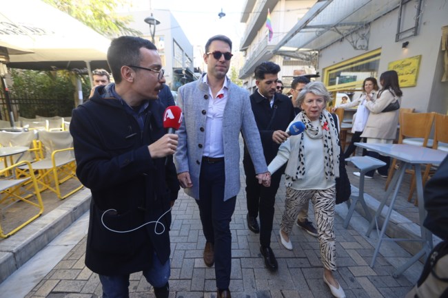 ΚΑΣΣΕΛΑΚΗΣ ΑΚΡΙΤΑ