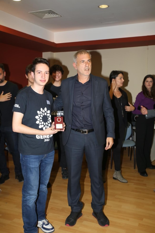 Γιάννης Μώραλης