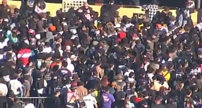 Σκηνές χάους στο Τέξας: Τουλάχιστον οκτώ νεκροί και πολλοί τραυματίες σε συναυλία του Τράβις Σκοτ