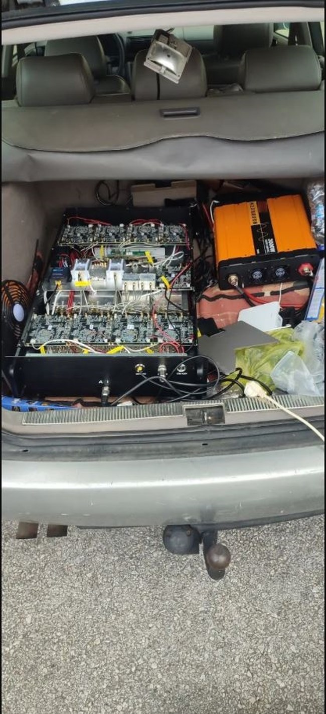 ΑΠΑΤΗ ΚΙΝΕΖΟΙ