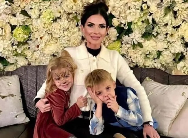 ΗΠΑ ΑΡΚΑΝΣΑΣ ΔΟΛΟΦΟΝΙΑ ΜΗΤΕΡΑΣ ΚΑΙ ΠΑΙΔΙΩΝ