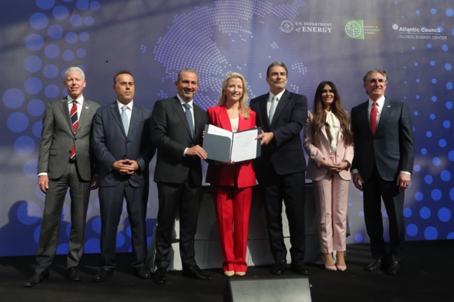 ΖΑΠΠΕΙΟ ΥΠΟΓΡΑΦΕΣ LNG