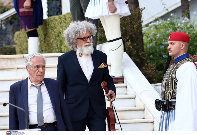 Στρατάκης στη δεξίωση της προέδρου