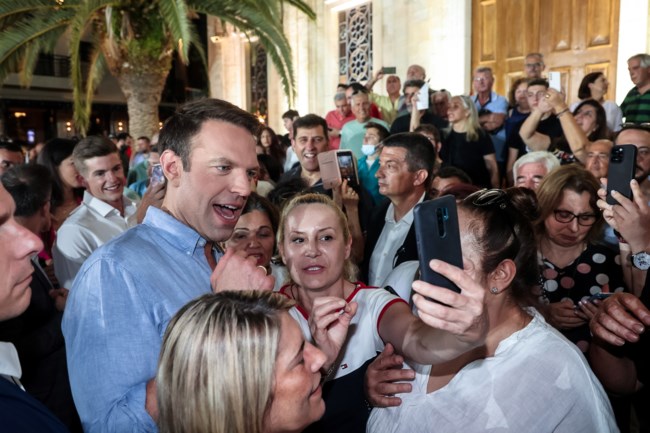 Αναταράξεις στην Κεντροαριστερά: Εν αναμονή της παρέμβασης Δούκα στο ΠΑΣΟΚ - Παρών σε... όλες τις κάλπες ο Κασσελάκης