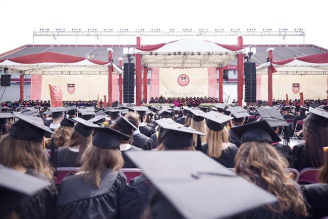Μητσοτάκης στην τελετή αποφοίτησης του Πανεπιστημίου της Βοστόνης: "Έχω εμπιστοσύνη στη γενιά σας"