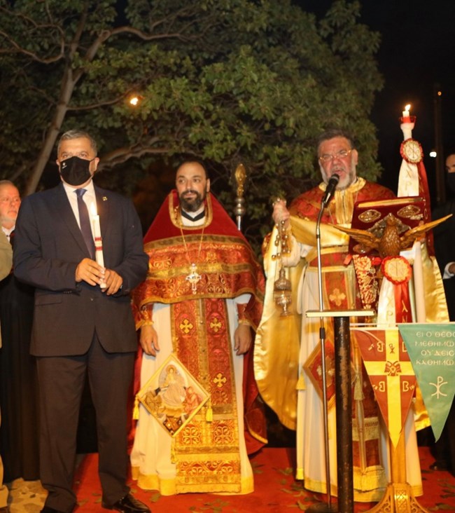 Η Ανάσταση του Γιώργου Πατούλη χωρίς τη Μαρίνα - Το μήνυμά του για το Πάσχα [Εικόνες]