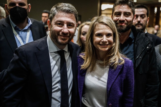ΜΙΛΕΝΑ ΑΠΟΣΤΟΛΑΚΗ