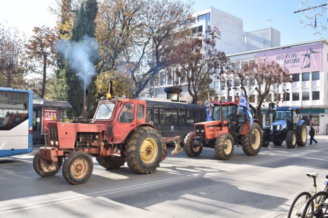 Λάρισα: Αναβλήθηκε για τον Οκτώβριο του 2026 η δίκη δύο αγροτών του μπλόκου της Νίκαιας