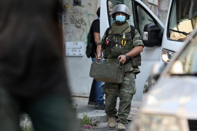 Εξάρχεια χειροβομβίδα